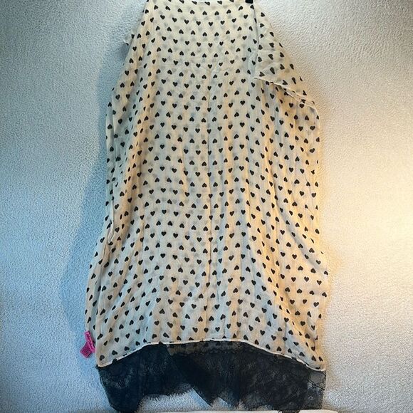 Betsey Johnson Oversized Lightweight Scarf Hearts Lace - Picture 1 of 6